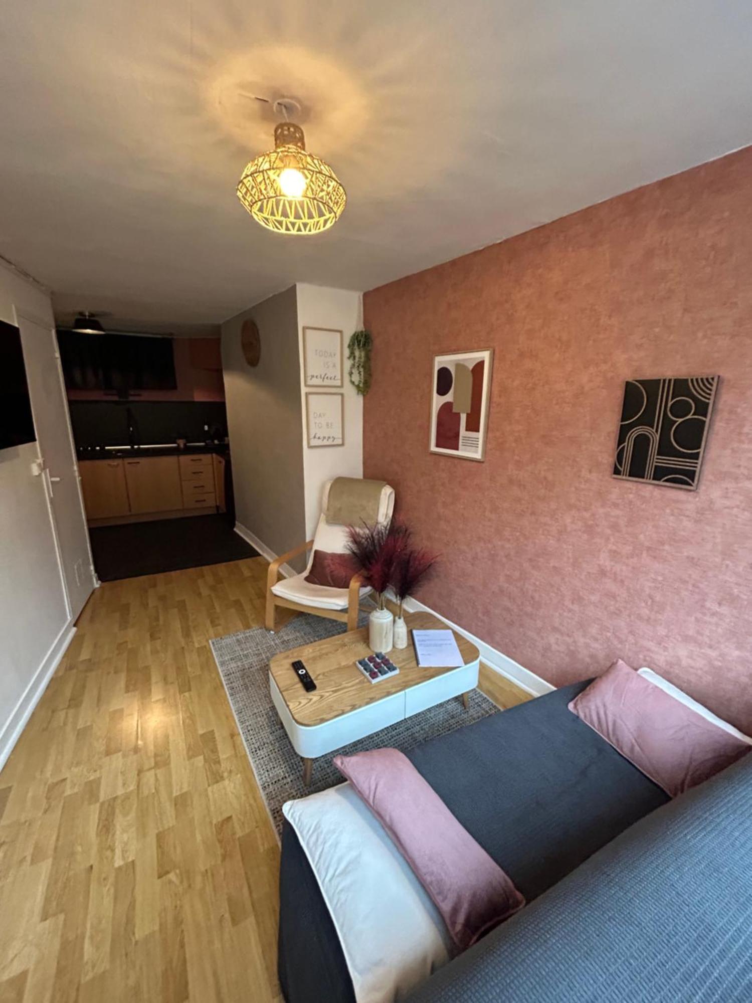 Dieppe F2 Pour 4 Personnes Emplacement Ideal 2 Min A Pied De La Plage Et Des Boutiques Exterior foto